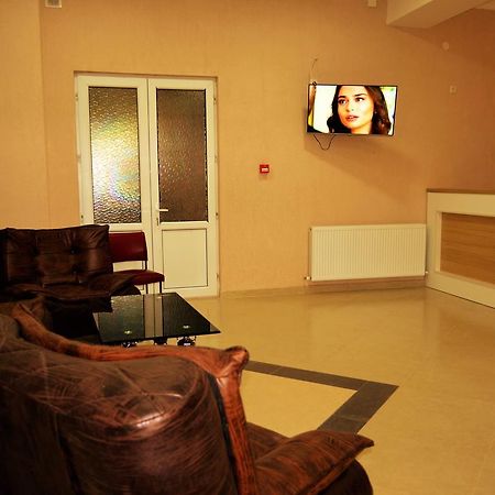 Kmg Hotel Khashuri المظهر الخارجي الصورة