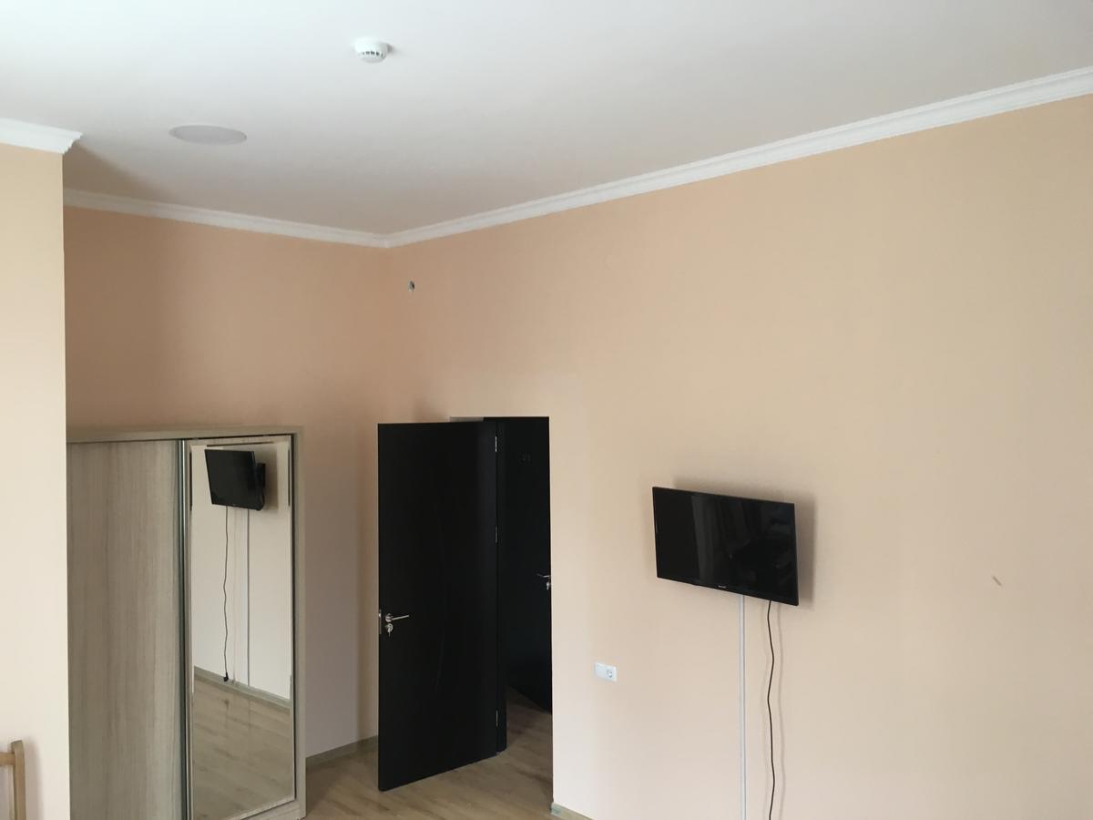 Kmg Hotel Khashuri المظهر الخارجي الصورة