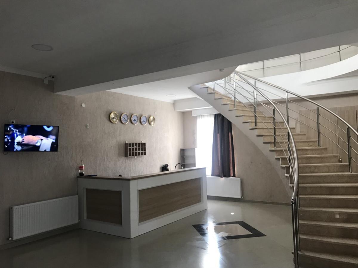 Kmg Hotel Khashuri المظهر الخارجي الصورة