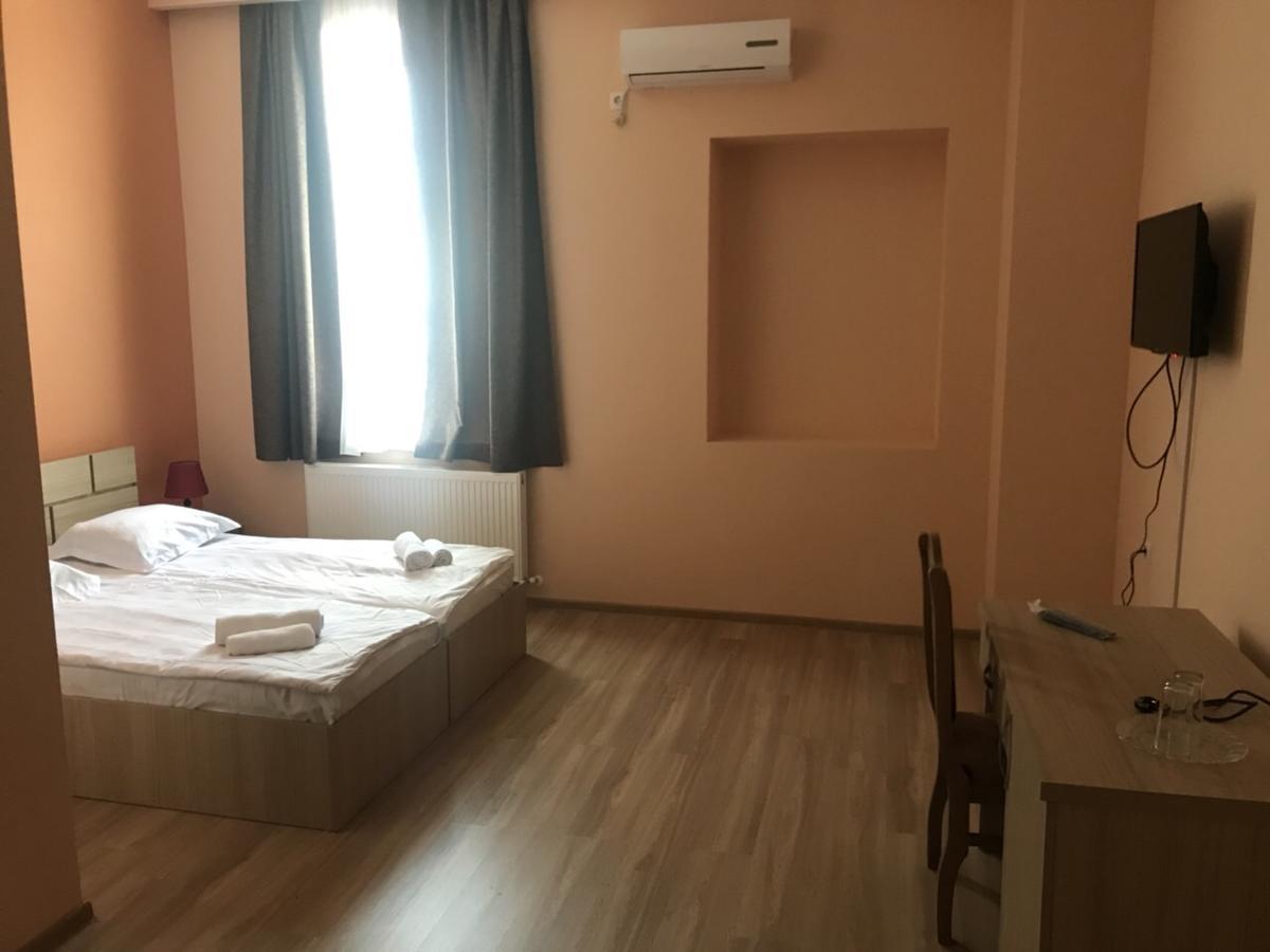 Kmg Hotel Khashuri المظهر الخارجي الصورة