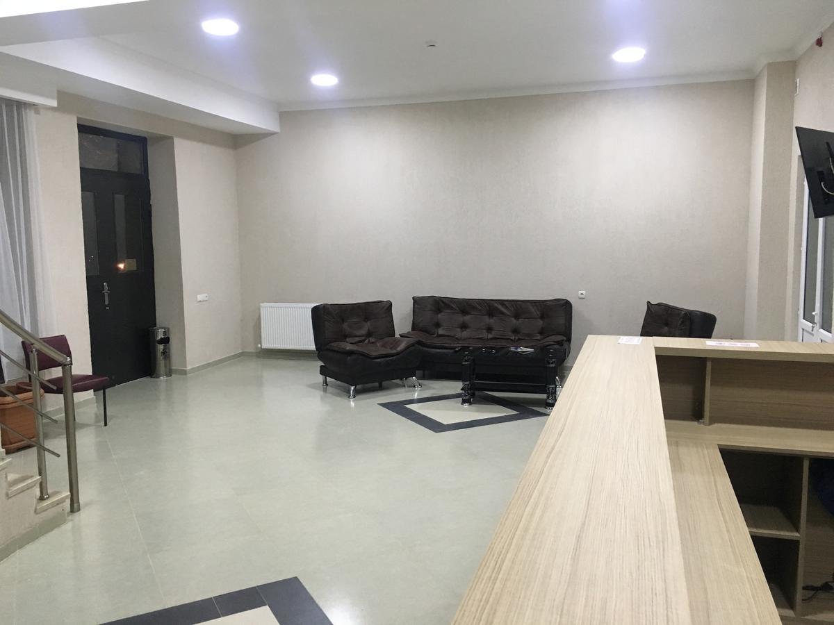 Kmg Hotel Khashuri المظهر الخارجي الصورة